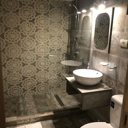 Salos Hotel 3*